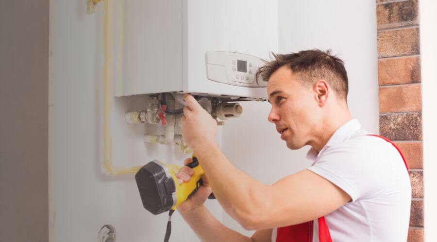 Expert burst pipe repair services in New Cambria, MO